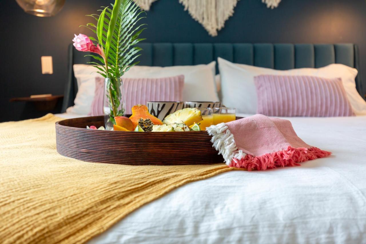 Modern, Romantic Vibes In The Tropics カフク エクステリア 写真